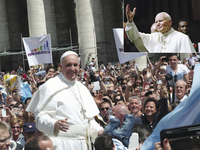 intro-Pope_Francis_st_peters_sq.jpg