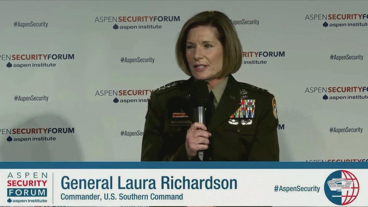 La teniente general Laura J. Richardson, 
comandante del Comando Sur de Estados Unidos